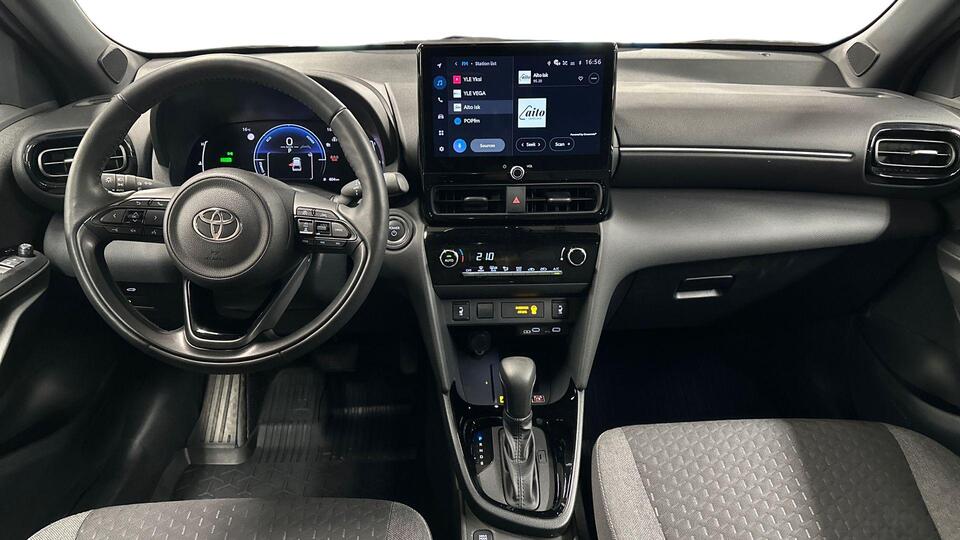 Toyota Yaris Cross vaihtoauto