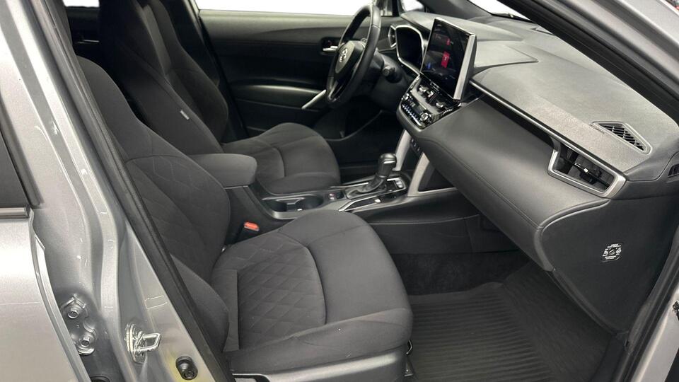 Toyota Corolla Cross vaihtoauto