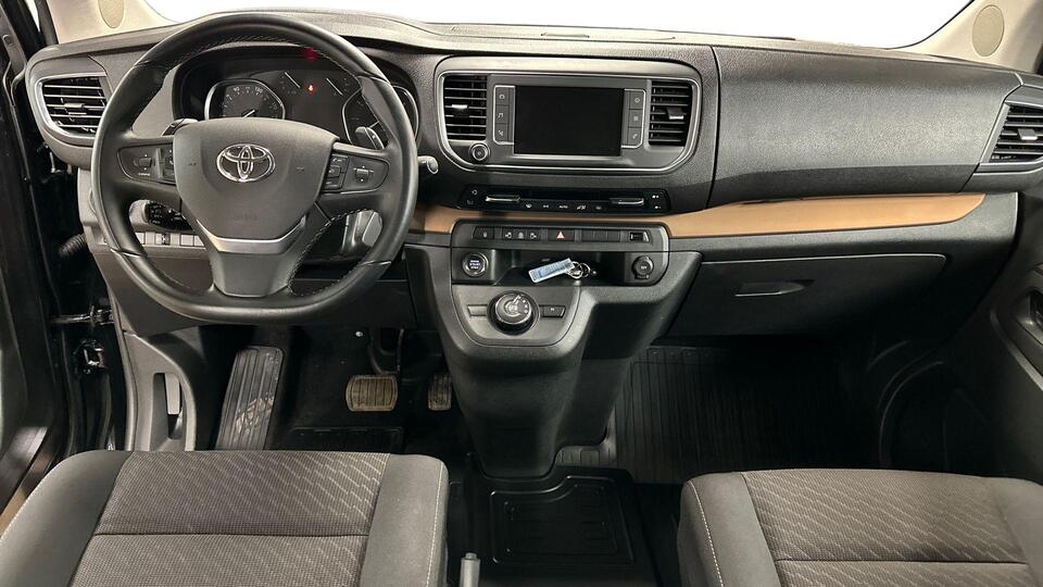 Toyota Proace Verso vaihtoauto