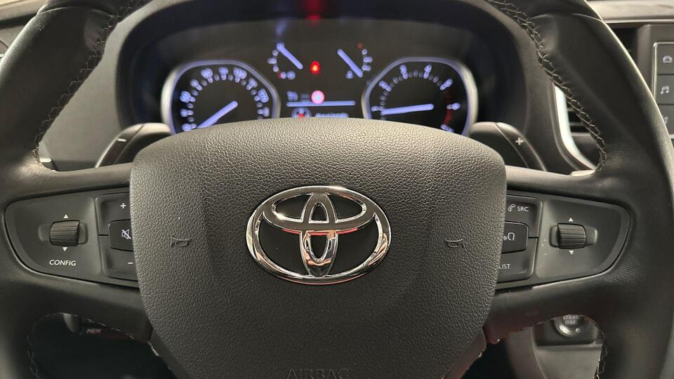 Toyota Proace Verso vaihtoauto