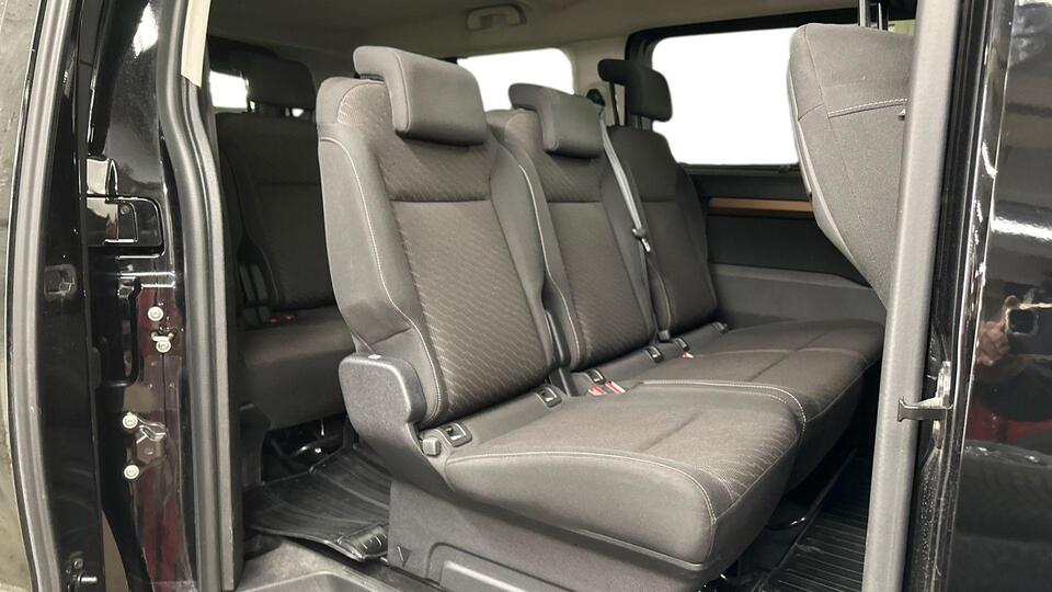 Toyota Proace Verso vaihtoauto