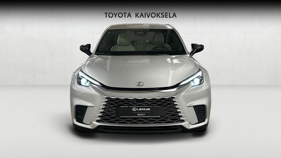 Lexus LBX vaihtoauto