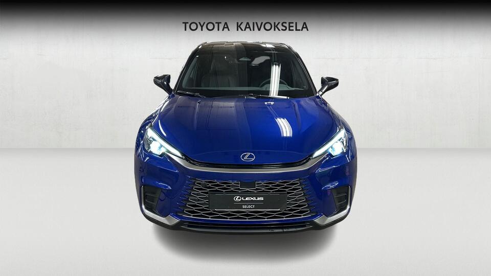 Lexus LBX vaihtoauto