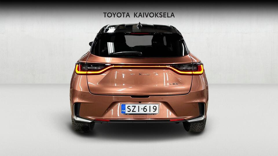 Lexus LBX vaihtoauto