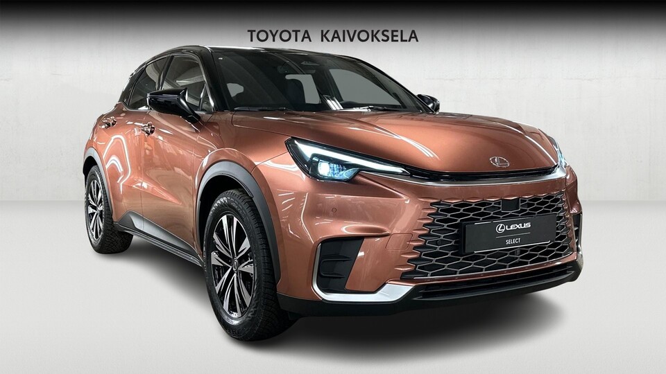 Lexus LBX vaihtoauto