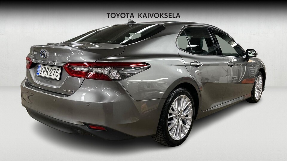 Toyota Camry vaihtoauto