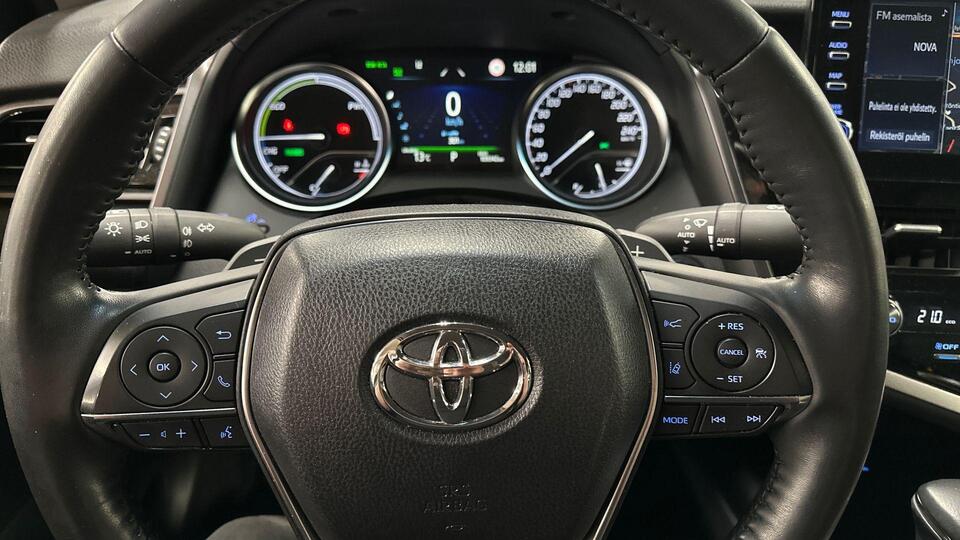 Toyota Camry vaihtoauto