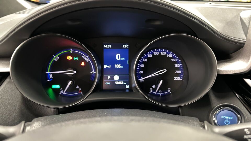 Toyota C-HR vaihtoauto