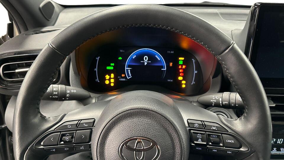 Toyota Yaris Cross vaihtoauto