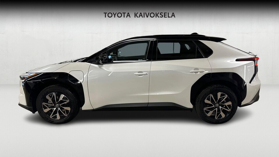 Toyota bZ4X vaihtoauto