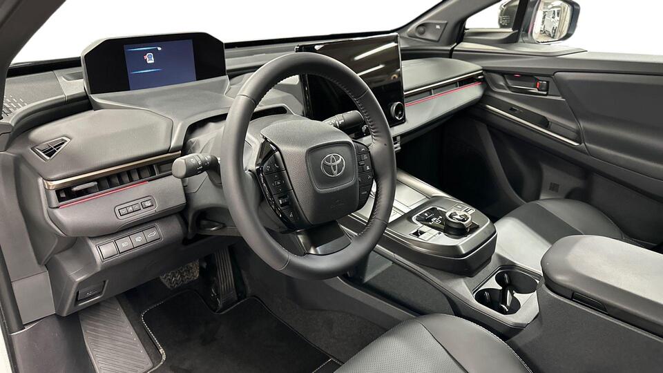 Toyota bZ4X vaihtoauto