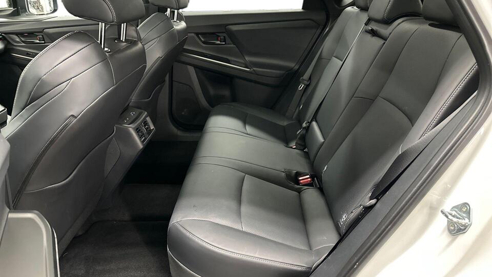 Toyota bZ4X vaihtoauto