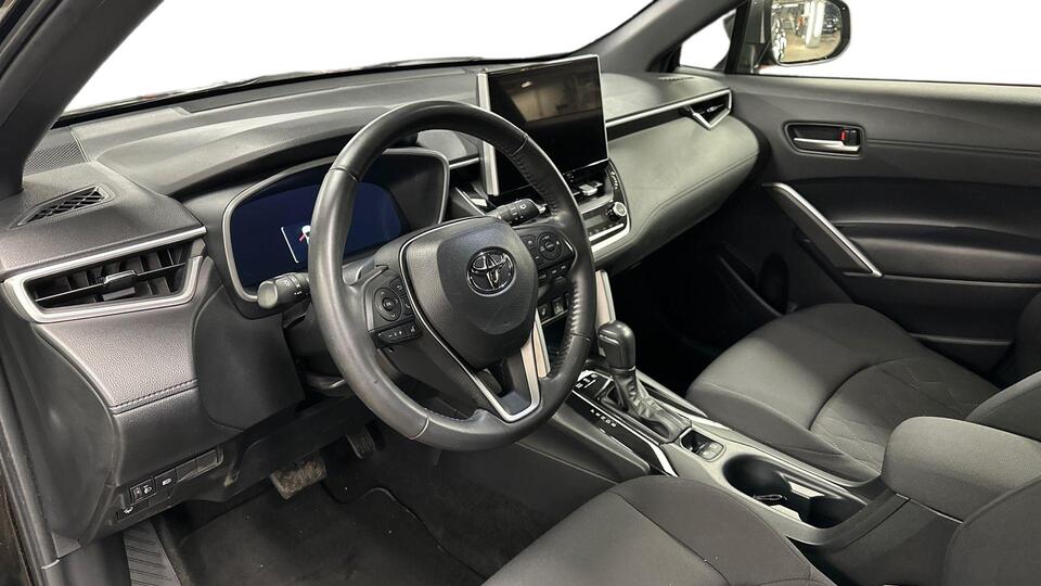 Toyota Corolla Cross vaihtoauto