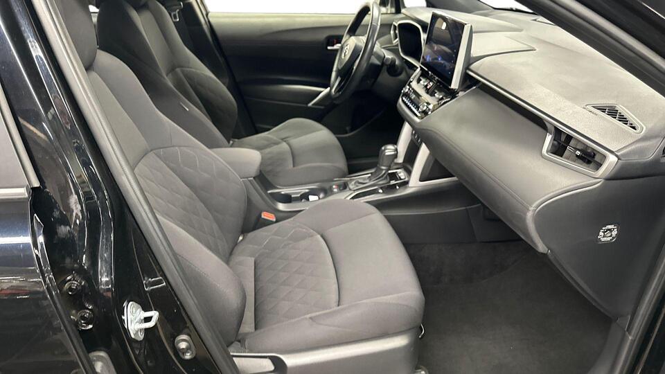 Toyota Corolla Cross vaihtoauto