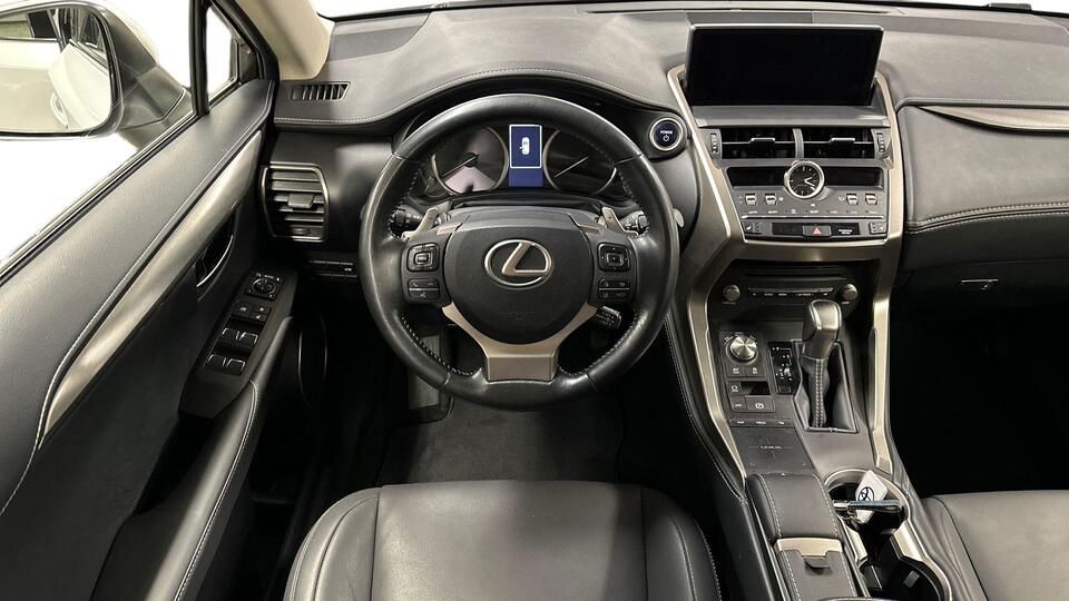Lexus NX vaihtoauto