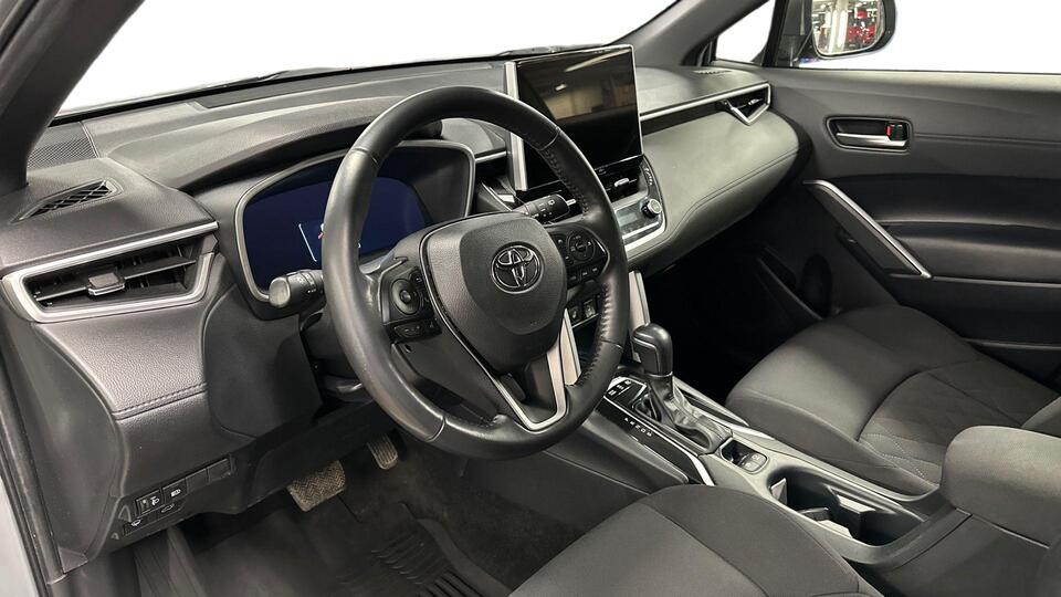 Toyota Corolla Cross vaihtoauto