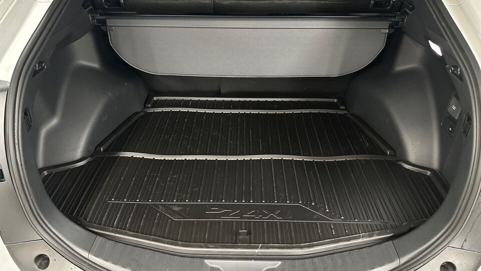 Toyota bZ4X vaihtoauto