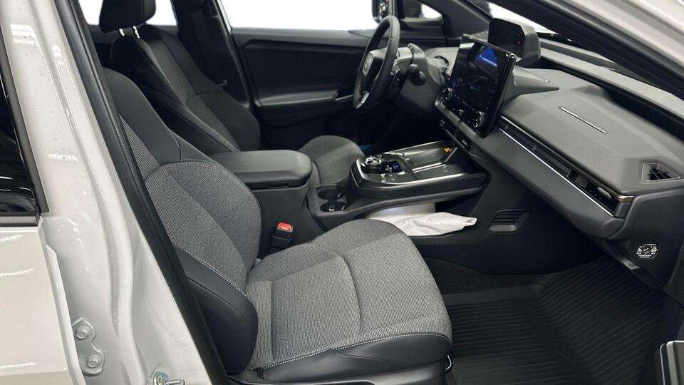 Toyota bZ4X vaihtoauto