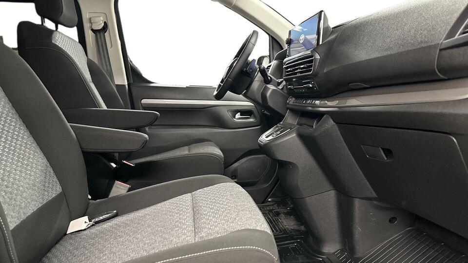 Toyota Proace Verso vaihtoauto