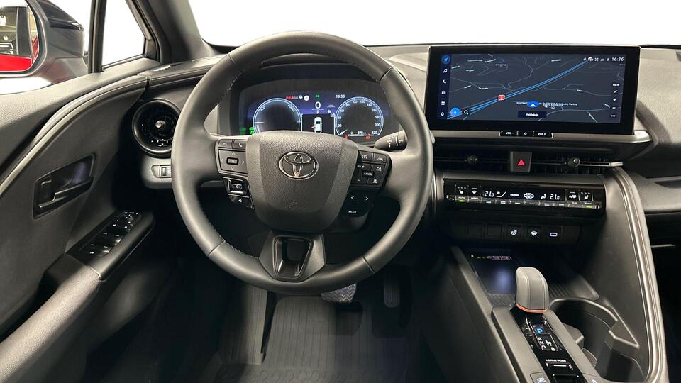 Toyota C-HR vaihtoauto