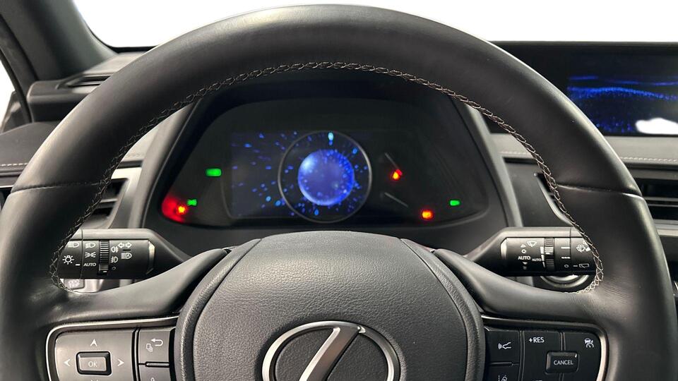 Lexus UX vaihtoauto