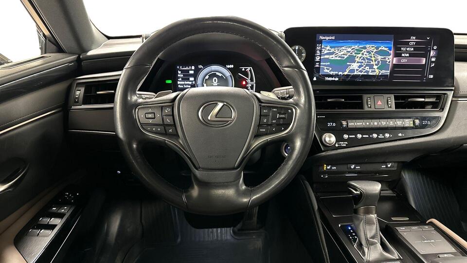 Lexus ES vaihtoauto