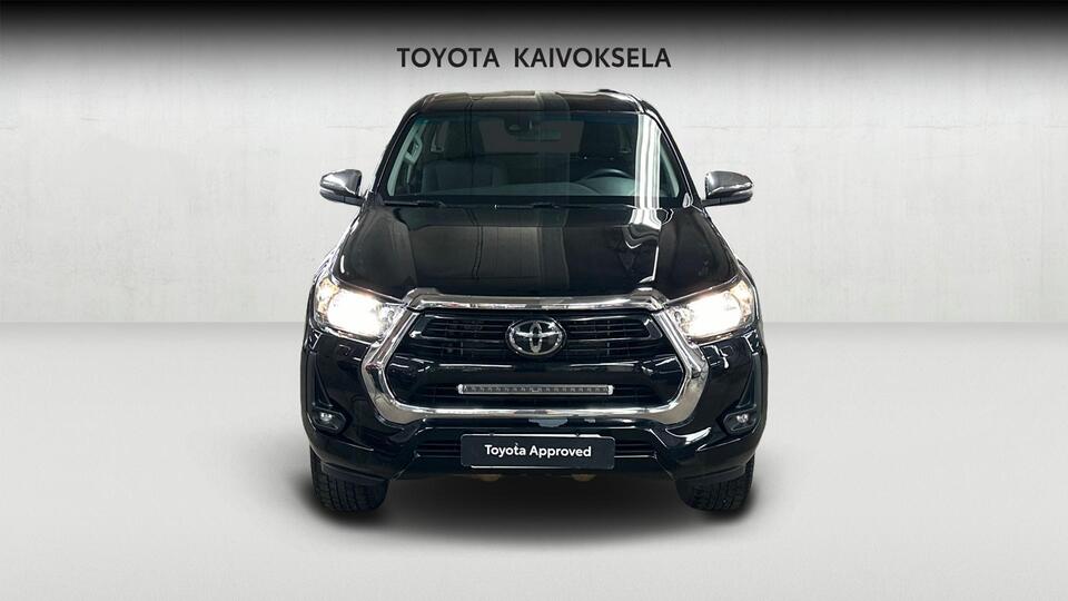 Toyota Hilux vaihtoauto