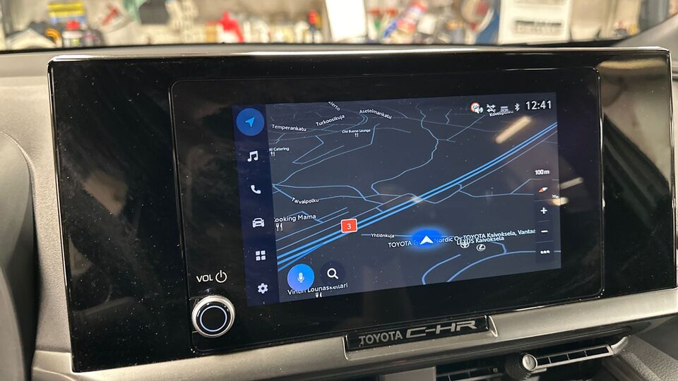 Toyota C-HR vaihtoauto