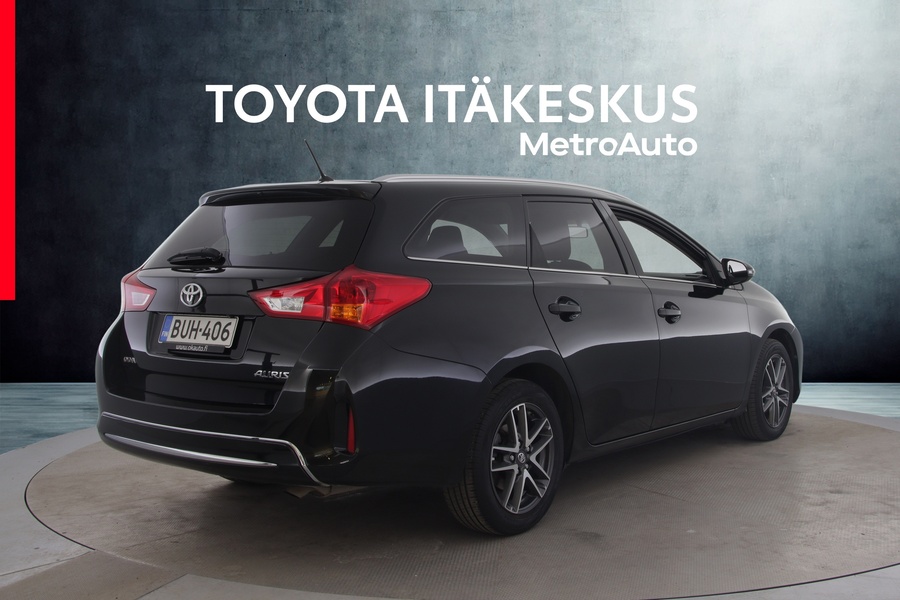 Toyota Auris vaihtoauto