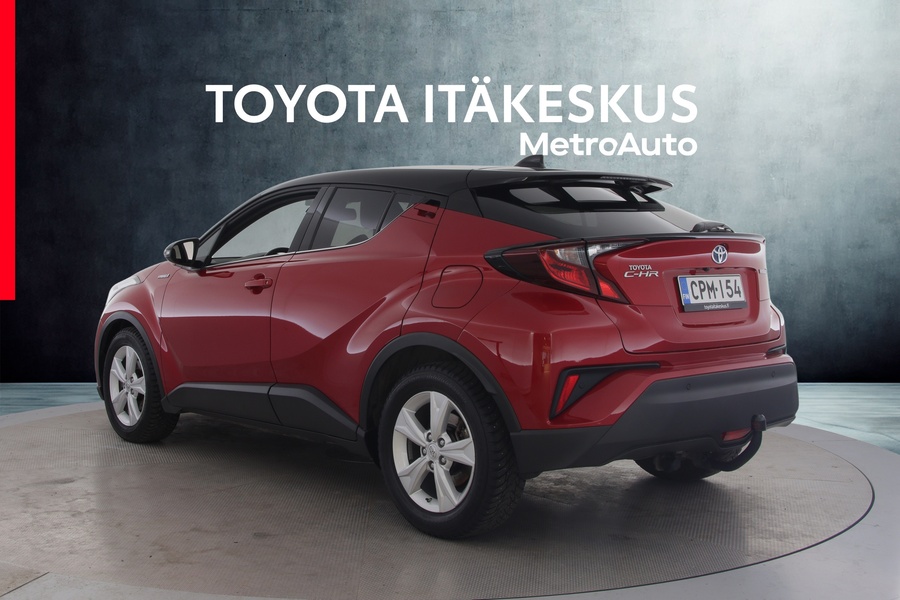 Toyota C-HR vaihtoauto