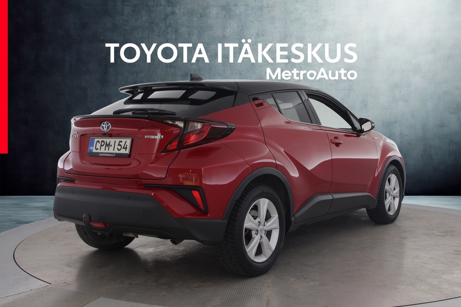 Toyota C-HR vaihtoauto