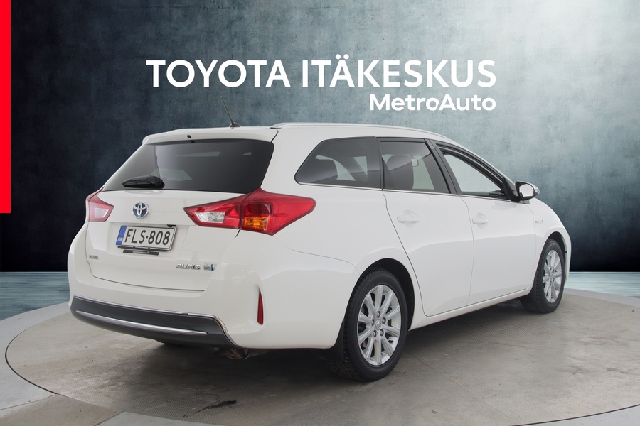 Toyota Auris vaihtoauto