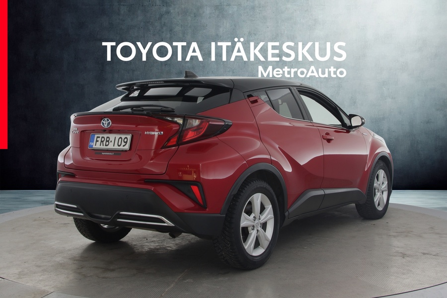 Toyota C-HR vaihtoauto