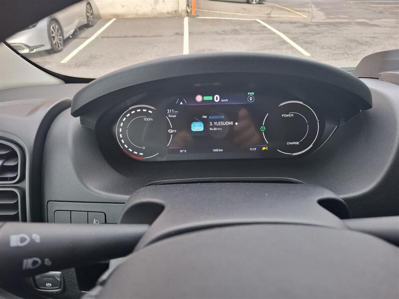 Toyota Proace MAX vaihtoauto