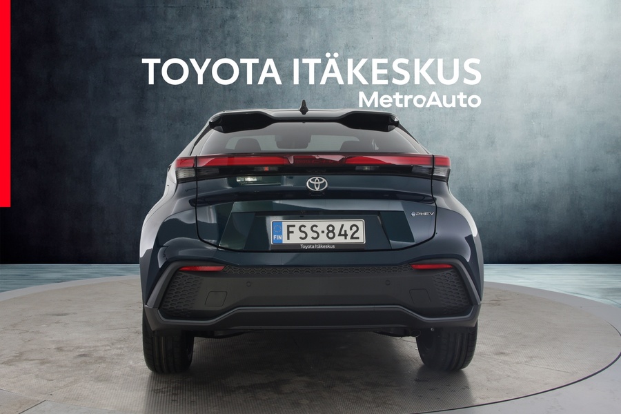 Toyota C-HR vaihtoauto