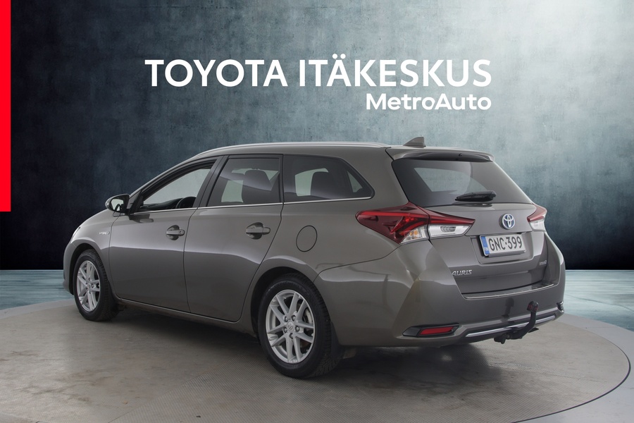 Toyota Auris vaihtoauto