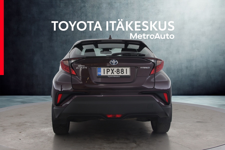 Toyota C-HR vaihtoauto