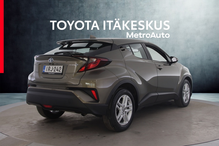 Toyota C-HR vaihtoauto