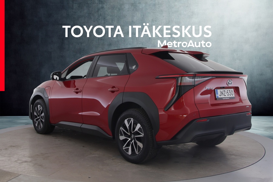 Toyota bZ4X vaihtoauto