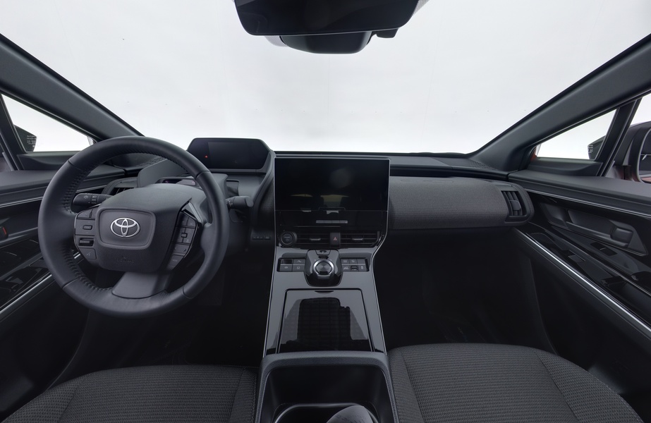 Toyota bZ4X vaihtoauto