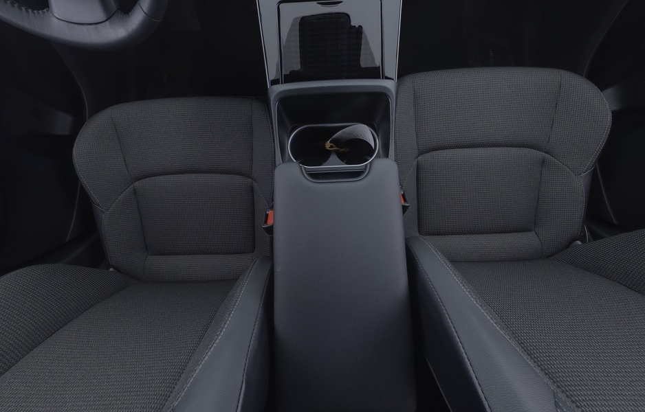 Toyota bZ4X vaihtoauto