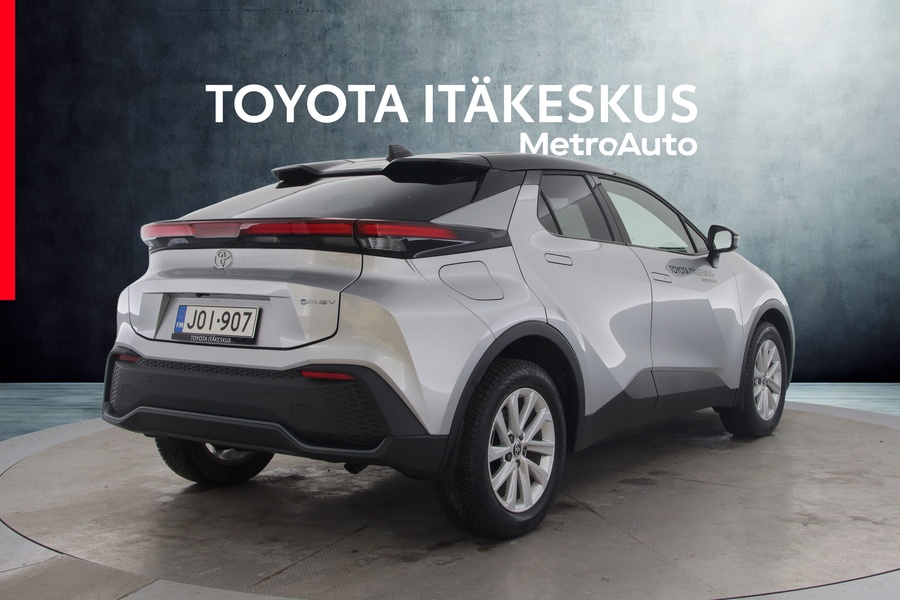 Toyota C-HR vaihtoauto