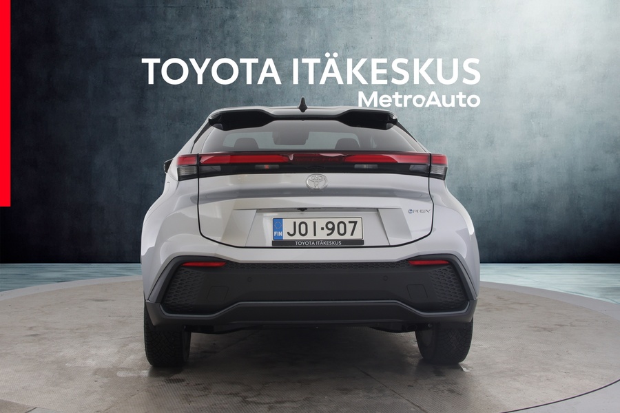 Toyota C-HR vaihtoauto