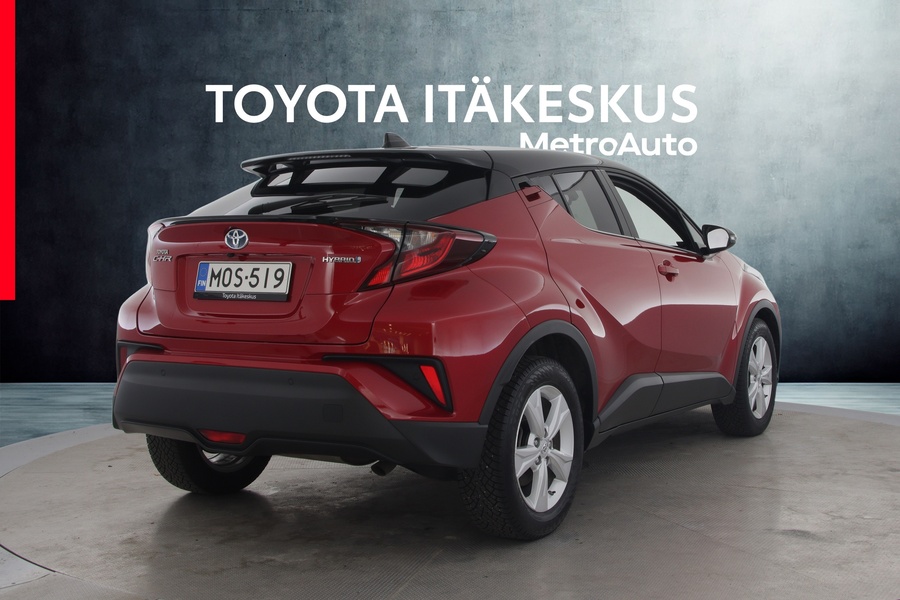 Toyota C-HR vaihtoauto