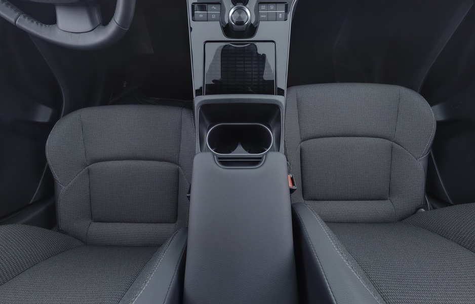 Toyota bZ4X vaihtoauto