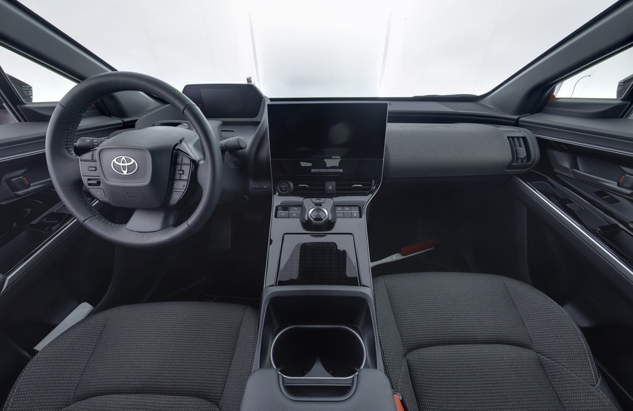 Toyota bZ4X vaihtoauto