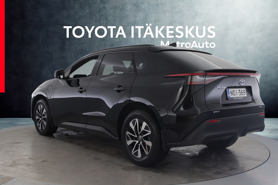 Toyota bZ4X vaihtoauto