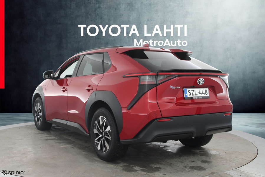 Toyota bZ4X vaihtoauto