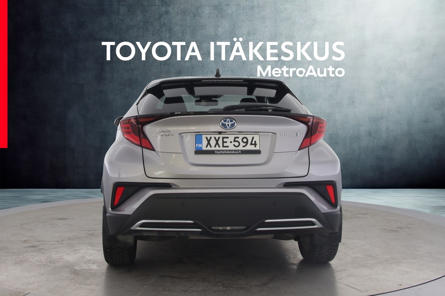 Toyota C-HR vaihtoauto