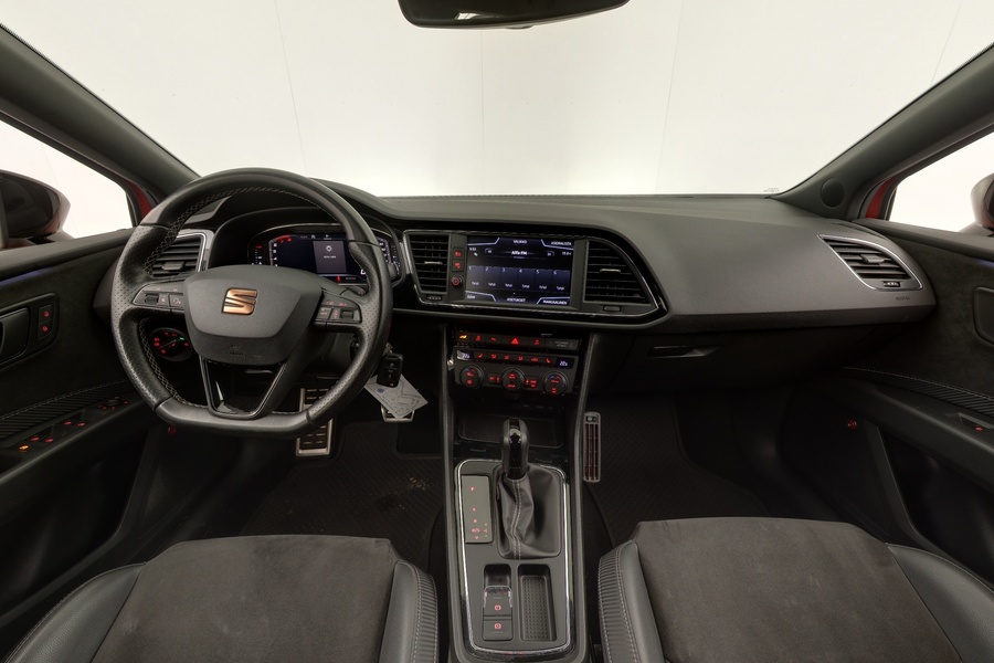 SEAT Leon ST vaihtoauto